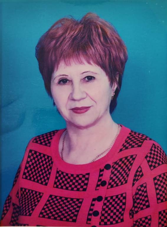 Голубец Алла Стефановна.